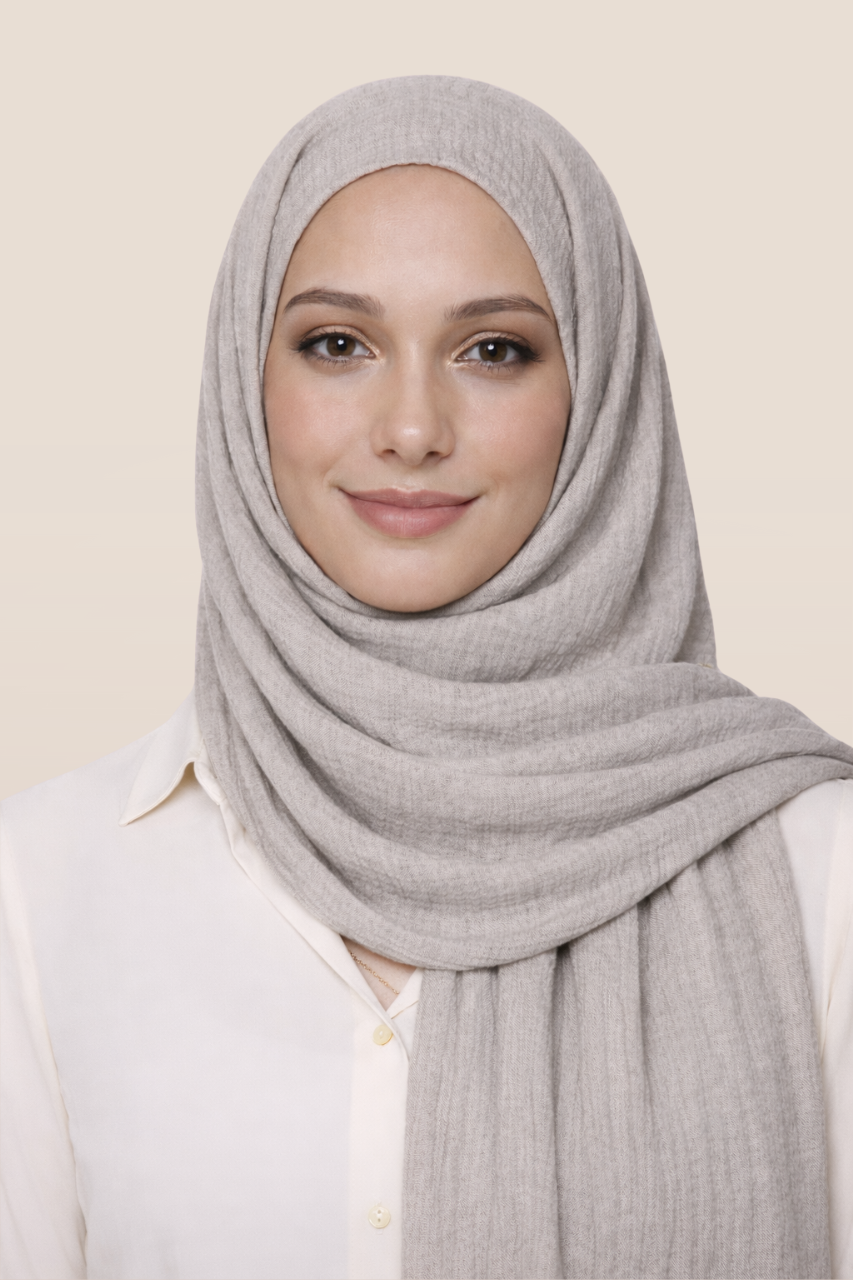 Weicher Soft Crinkle Schal für Damen in der Farbe Grau von SE MERCI