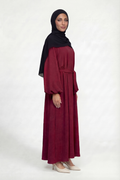 Elegante Damen Abaya in Bordeaux aus Baumwolle mit lockerem Schnitt für Alltag und Gebet