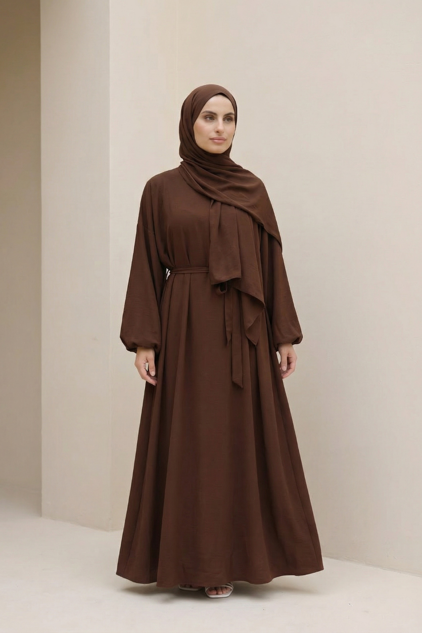 Elegante Abaya mit fließendem Schnitt, Rückenfalten und Reißverschluss – inklusive Schal, bequem und vielseitig für Alltag, Gebet und besondere Anlässe