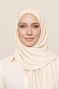 Glamour Schal für Damen – eleganter Schal mit edlem Glanz für stilvolle Looks