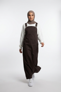 Latzkleid aus Gabardine mit quadratischem Ausschnitt, verstellbaren Trägern und Taschen – sportlich-lässiger Freizeitlook für vielseitige Kombinationen